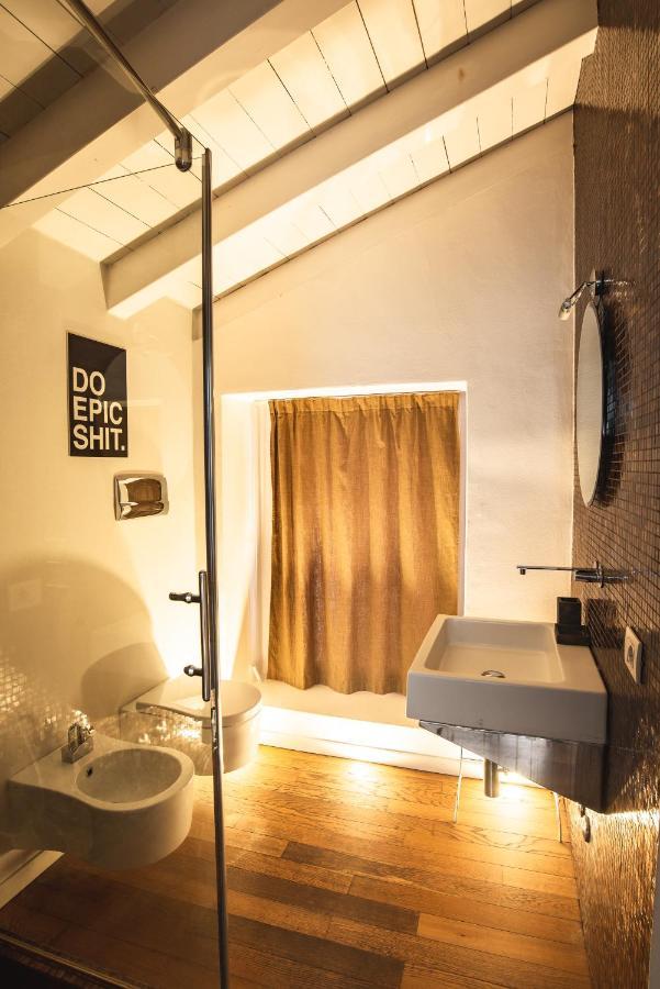 Luxury Industrial Apt Vicino Al Centro Con Garage เบรเชีย ภายนอก รูปภาพ