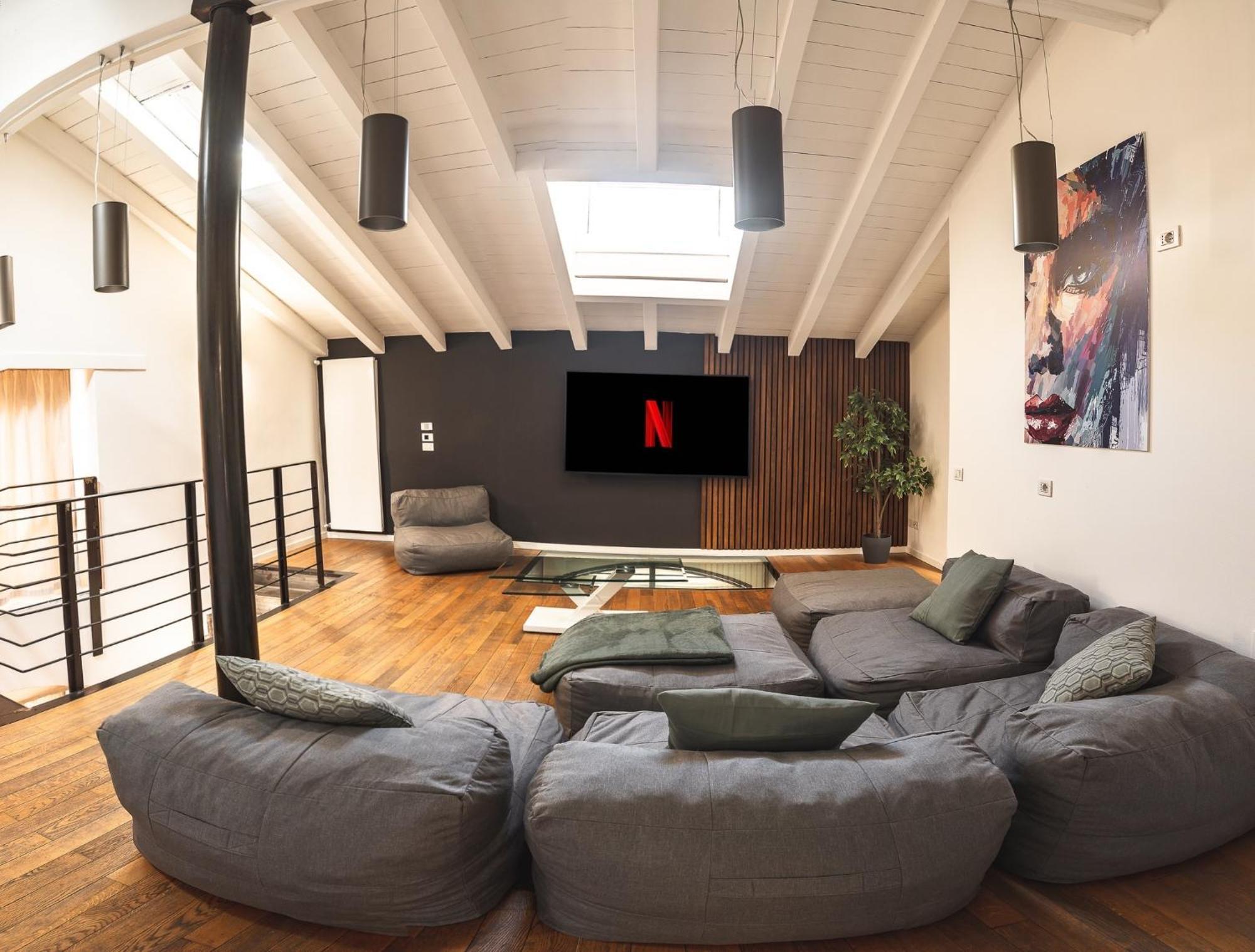 Luxury Industrial Apt Vicino Al Centro Con Garage เบรเชีย ภายนอก รูปภาพ